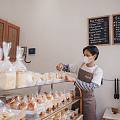 Tips Sukses Memulai Bisnis Kuliner Toko Roti dan Perhitungan Modal Awal